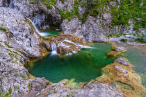 Wunderschöner Wasserfall bei den Stuibenfälle von mindscapephotos