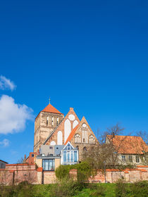 Blick auf die Nikolaikirche in der Hansestadt Rostock von Rico Ködder