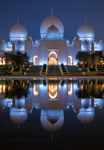 Sheikh Zayed Grand Mosque Abu Dhabi by Achim Thomae