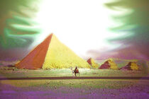 Vision einer Pyramide in Wüste