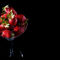 Erdbeeren-schwarzhintergrund-irynamathes-8611