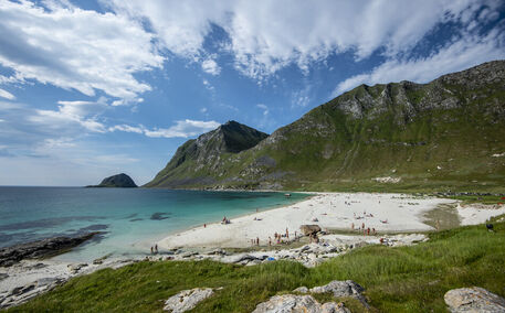 The-beautiful-haukland-beach-lofoten-islands