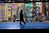 Urban life in Tokyo von Desiree Picone