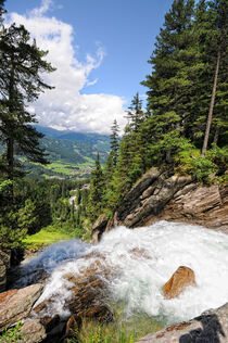 Krimmler Wasserfälle in Österreich. Wasserfall bei Krimml. by havelmomente