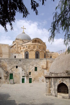 Jerusalem-holy-sepulchre-bw-20