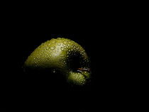Green Apple by Markus  Stocker