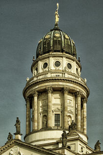 Berlin: die Kuppel des französischen Doms von Berthold Werner