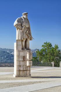 Coimbra:  Statue D. João III by Berthold Werner