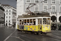 Lissabon: Straßenbahn 25 "Carreira" by Berthold Werner