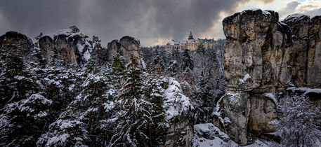 Hruboskalsko-the-largest-rock-town-in-the-protected-landscape-area-bohemian-paradise