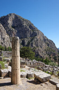 Am Apollontempel in Delphi, Griechenland von Berthold Werner