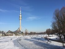 Winterlandschaft Olympiaturm München von mytown