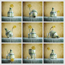 Striped Green Vase and Narcussus * Gestreifte grüne Vase und Narzisse von Nikolay Panov