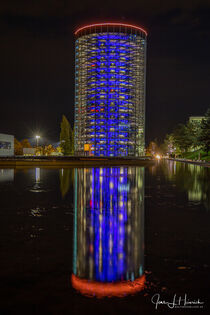 Autoturm der Autostadt in Wolfsburg von Jens L. Heinrich