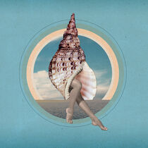 She sells seashells by the seashore by Sammy Slabbinck