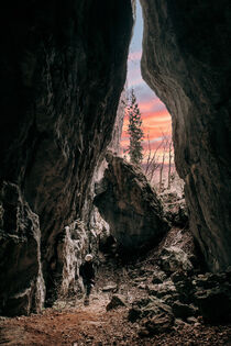 Höhlen Genuss  by tomklar