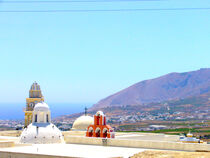 GRIECHENLAND. Die Kuppel von Santorini-Fira. by li-lu