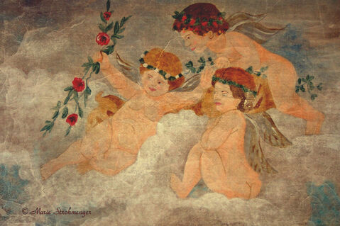 Angel-fresco-antique