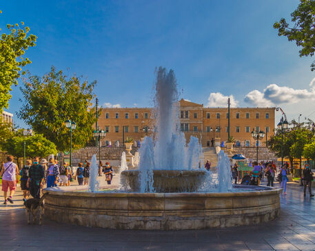 Fountain-in-syntagma-square-athens-0544