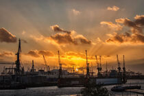 Sonnenuntergang am Hafen von Ariane Gramelspacher