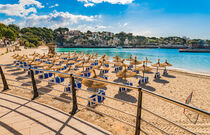 Majorca island, seaside sand beach of Porto Cristo, Spain, Mediterranean Sea von Alex Winter