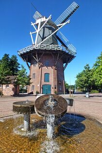 Papenburg Mühle by Edgar Schermaul