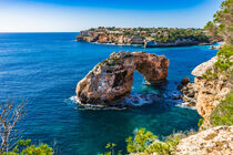 Mallorca, famous natural rock arch, Es Pontas, Spain, Balearic islands von Alex Winter