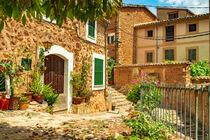 Mallorca, idyllic view of old rustic mountain village Fornalutx, Majorca, Spain von Alex Winter