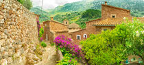 Mallorca, panorama view of idyllic old mountain village Fornalutx, Spain von Alex Winter