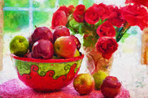 Schale mit Äpfeln und Strauß Rosen auf dem Tisch. Stillleben. by havelmomente
