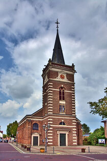 Kirche in Issum by Edgar Schermaul