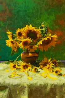 Sonnenblumenstrauß auf Tisch. Stillleben gemalt. by havelmomente
