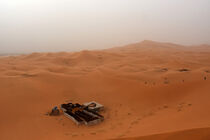 Sandsturm in Marokkos Dünenregion Erg Chebbi von Ulrich Senff
