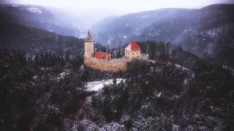 Medieval-castle-kokorin-in-central-bohemia