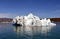 Eisberg auf der Gletscherlagune Jökulsarlon von Ulrich Senff