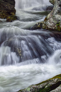 Water Rips Rock by Phil Perkins