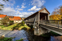 Überdachte Holzbrücke in Buchfart von Dirk Rüter