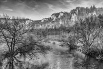 Die Donau bei Beuron mit aufragenden Kalksteinfelsen - Naturpark Obere Donau von Christine Horn