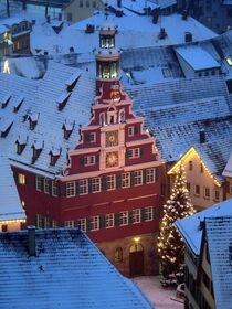 Altes Rathaus, Esslingen, Winter von wolfpeter