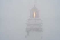 Leuchtturm im Nebel von Stephan Zaun