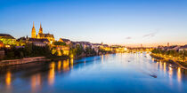 Basel in der Schweiz am Abend by dieterich-fotografie