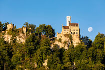 Schloss Lichtenstein auf der Schwäbischen Alb von dieterich-fotografie
