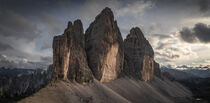 Three Peaks mountain summits in the Dolomite Alps in South Tyrol during sunset von Bastian Linder