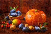 Herbstliche Früchte auf Tisch. Kürbis, Birnen und Pflaumen. Gemalt. von havelmomente