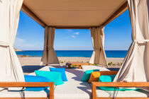 Lounge am Strand von Kalithea auf Rhodos von dieterich-fotografie