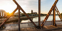 Hubbrücke und der Dom in Magdeburg bei Sonnenuntergang von dieterich-fotografie
