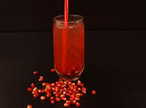 Cranberry Wodka Orange Cocktail by babetts-bildergalerie