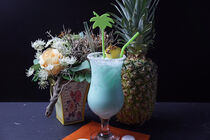 Blauer Ananas-Kokos-Joghurt Smoothie von babetts-bildergalerie