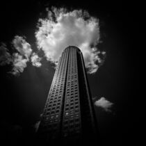 Wolkenkratzer - wortwörtlich by Kilian Schloemp