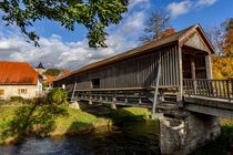 Überdachte Holzbrücke in Buchfart von Dirk Rüter